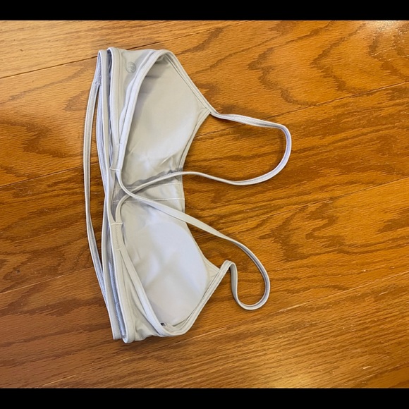 Lululemon bra - Picture 3 of 8